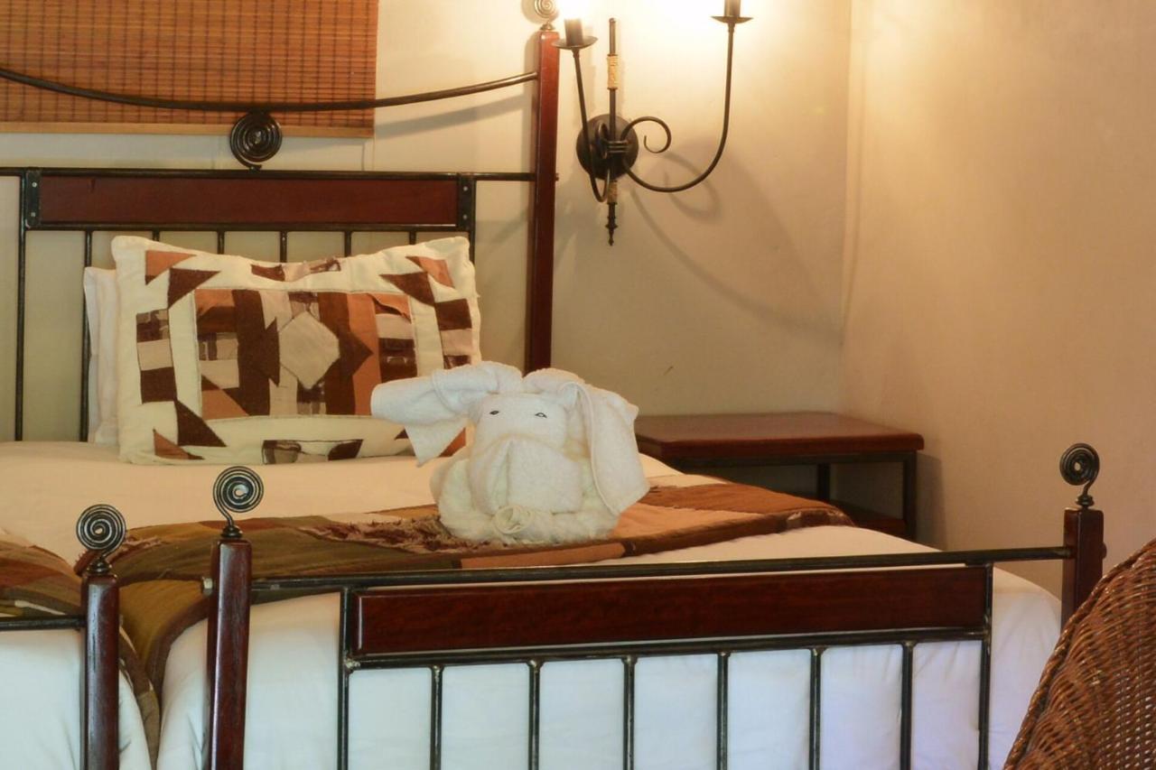 Kasane Self Catering Hotel Buitenkant foto
